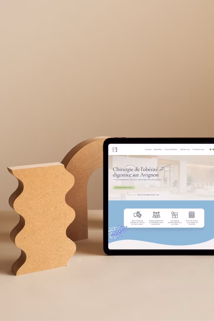 Site internet réalisé par l’Agence Prisméa affiché sur un ordinateur portable